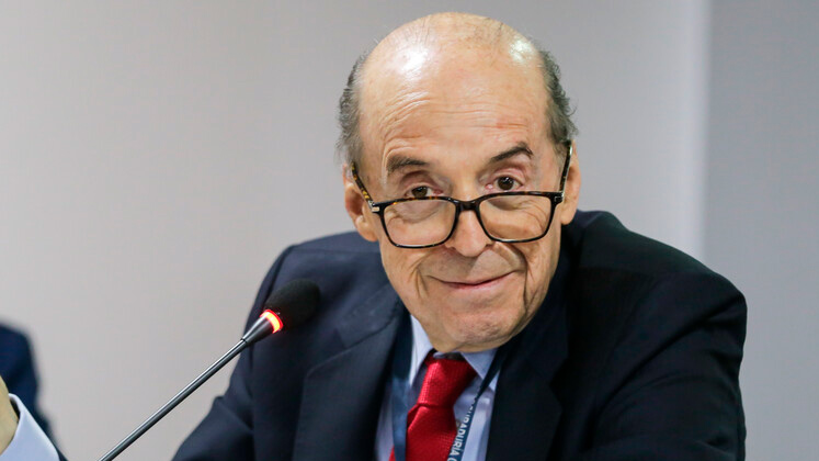 Repetiré el encuentro con Maduro las veces que pueda: excanciller Álvaro Leyva