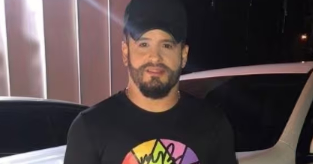 ¿Por qué canciones fue demandado?