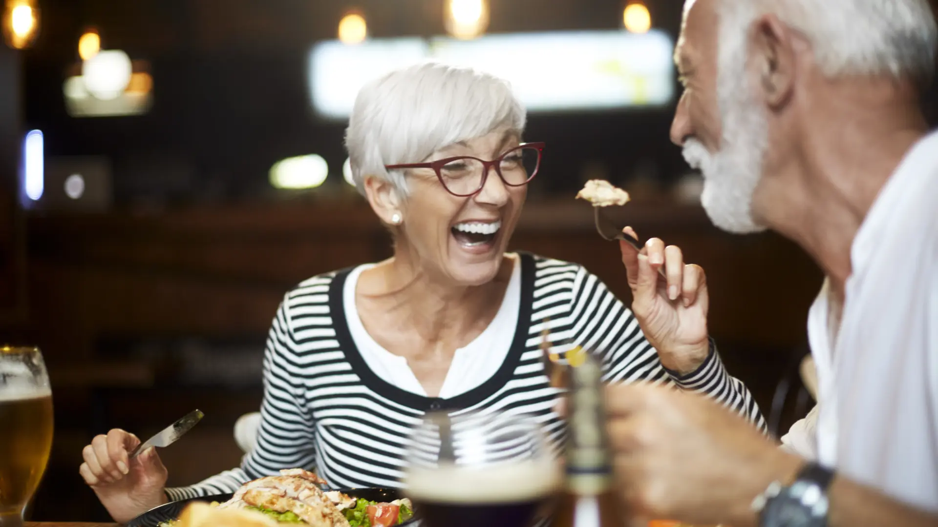 Los dos alimentos que alargan tu esperanza de vida hasta los 100 años, según este famoso experto en longevidad