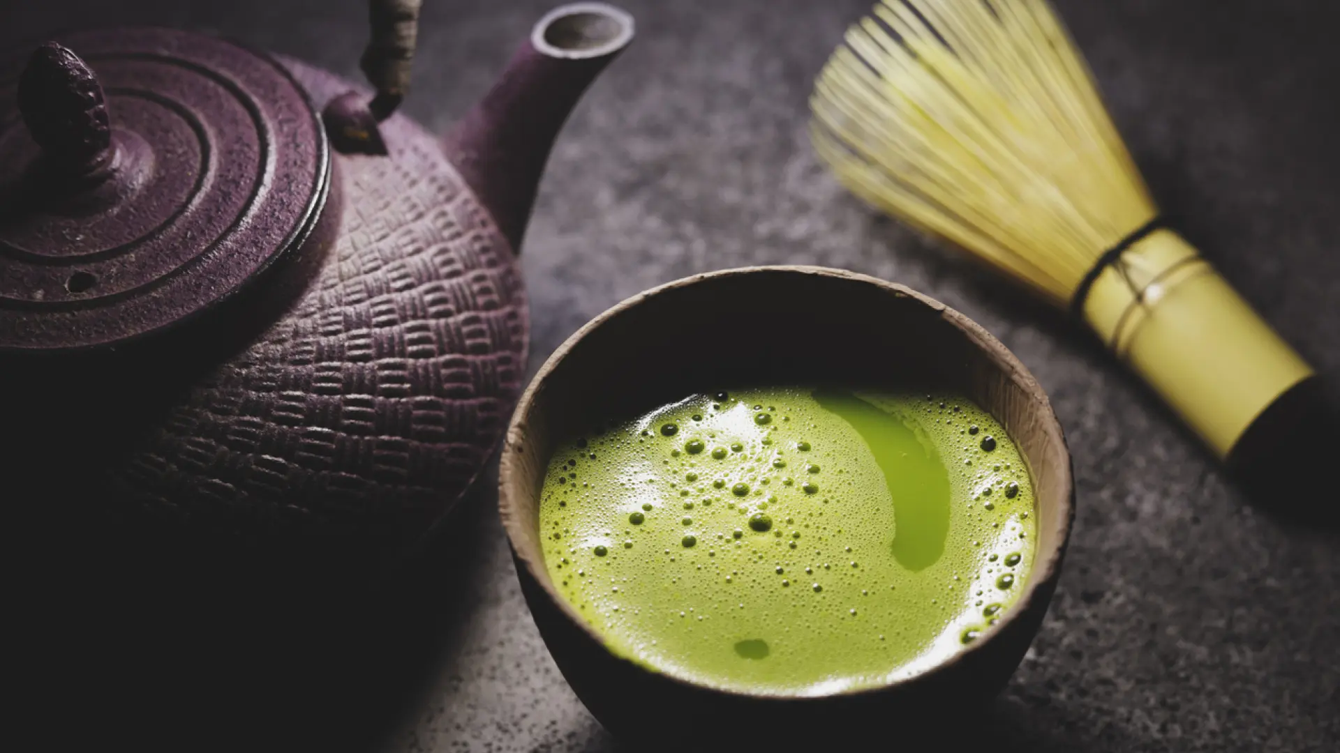 La infusión japonesa que mejora el sueño y el funcionamiento social en personas mayores según la ciencia