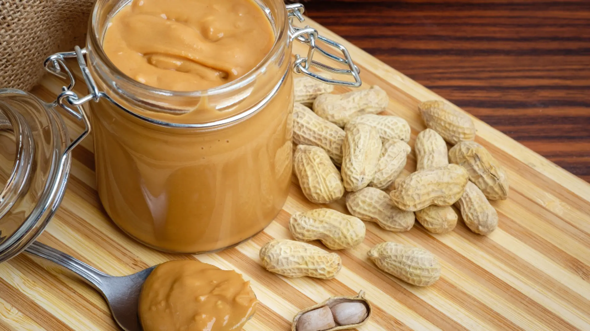 Los tres tipos de personas que no deberían comer crema de cacahuete