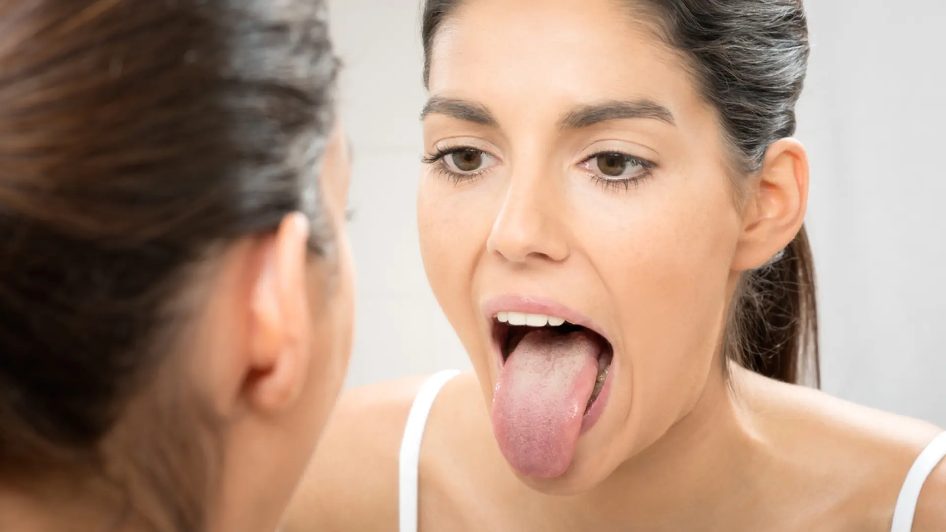 El color en tu lengua que puede indicar que padeces diabetes según Harvard