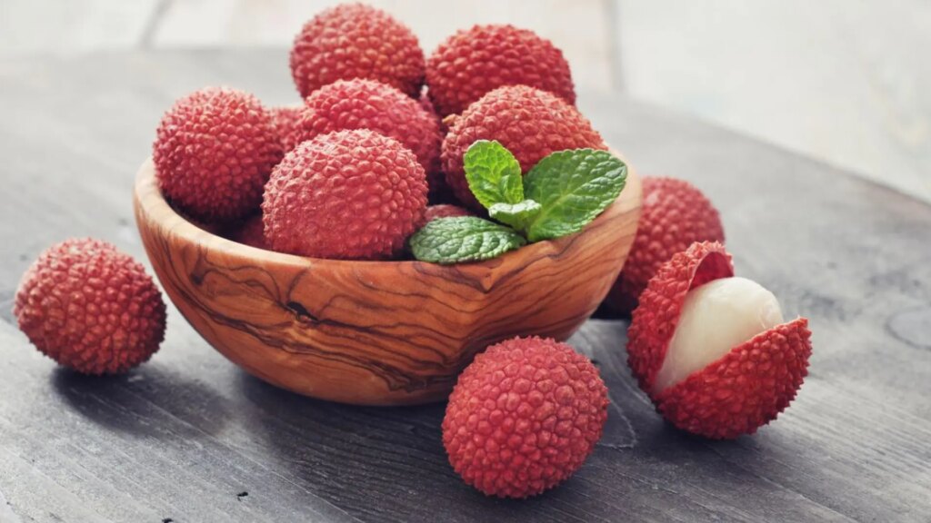 La fruta tropical rica en vitamina C que ayuda a prevenir enfermedades respiratorias