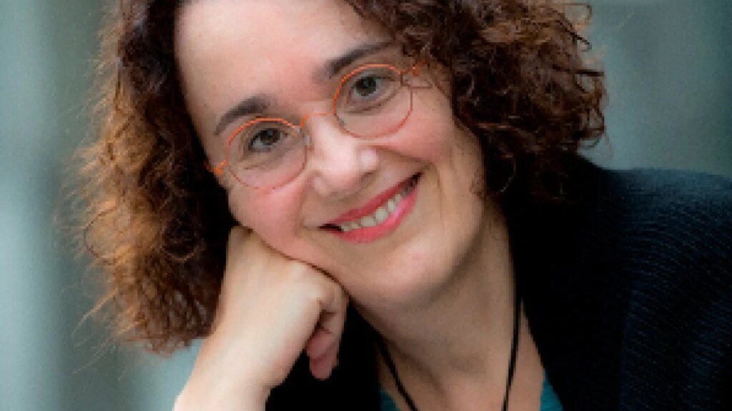 "Hay que mirar atrás para entender, no para torturarnos ni para escarbar en la herida"