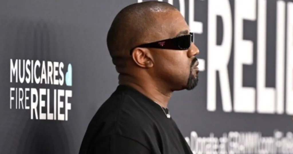 Kanye West desaparece de 'X' tras polémicos mensajes de odio