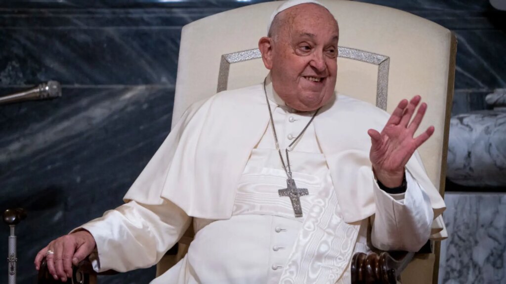 Síntomas de la bronquitis, la enfermedad respiratoria por la que han hospitalizado al Papa Francisco