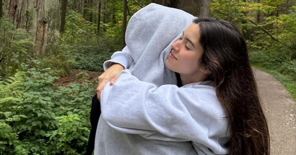 ¿Quién es el ESPOSO de PAULINA VEGA con quien tuvo bebé?