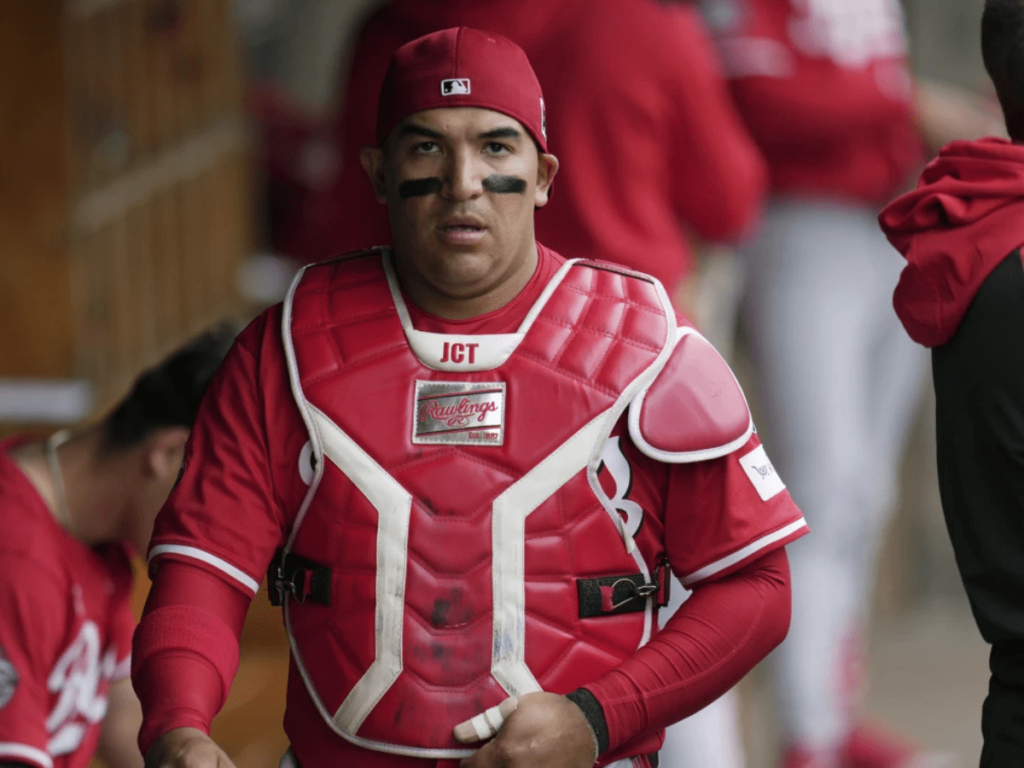 Cincinnati extendió el contrato José Treviño por tres campañas más