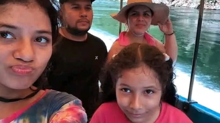 Familia completa que regresaba de vacaciones murió en avión que cayó al mar