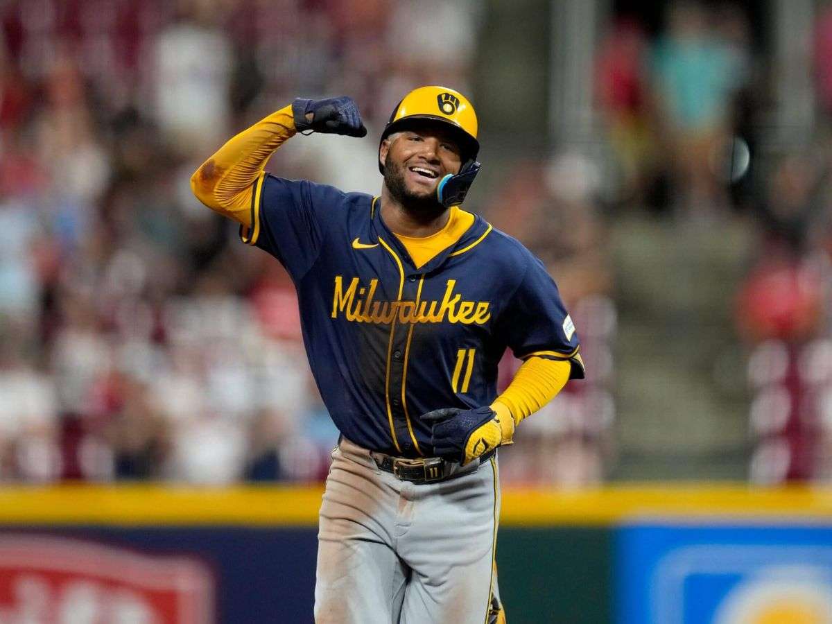 Jackson Chourio brilla con su ofensiva en Spring Training