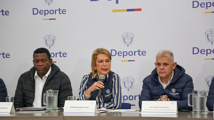Ministra dei Deporte, Patricia Duque dice que tiene una gran responsabilidad con los atletas colombianos