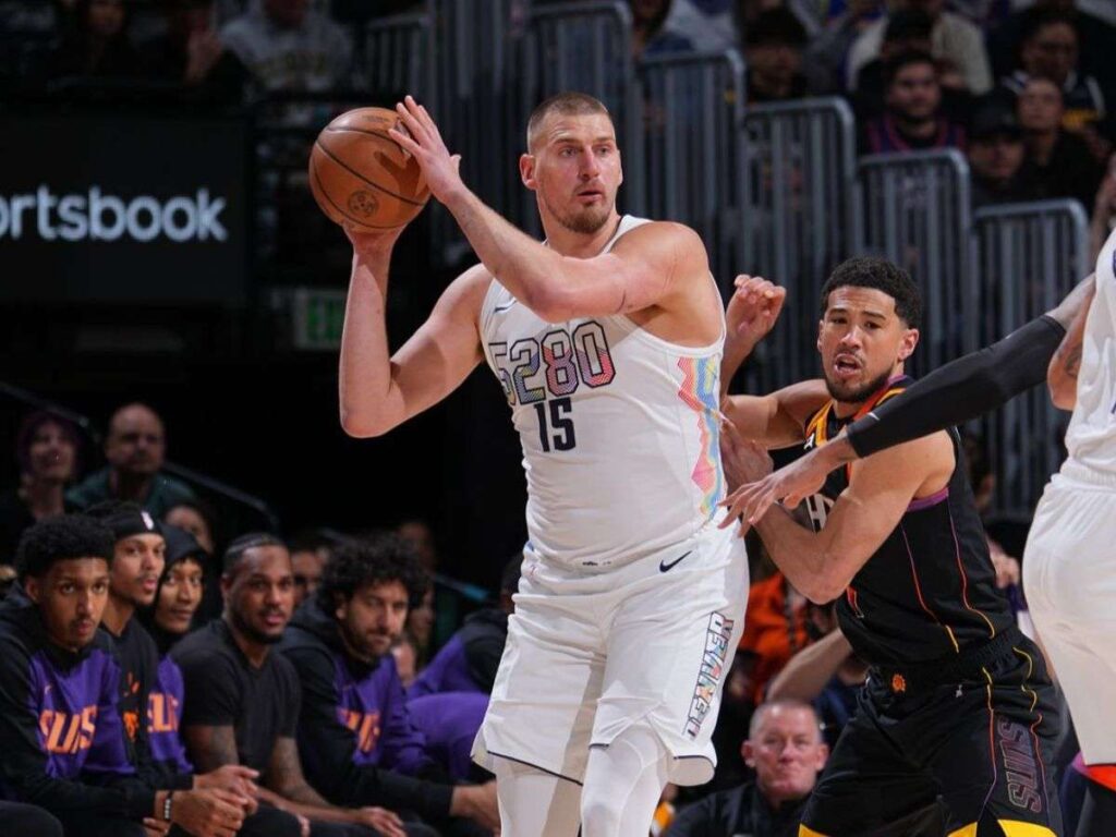 Nikola Jokic vuelve a hacer historia en la NBA