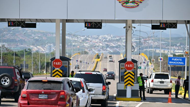 Polémica por petición de tecnomecánica a vehículos venezolanos