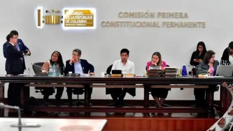 otra vez se pospuso el debate