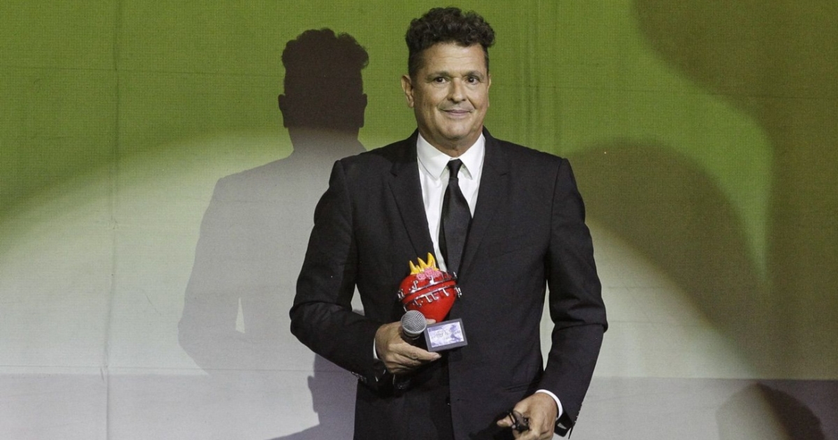 CARLOS VIVES, premiado como Leyenda en Nuestra Tierra 2024