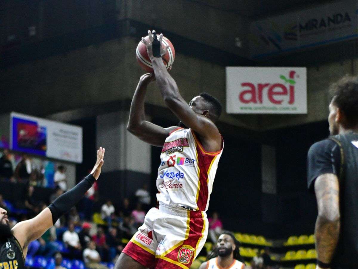 Cocodrilos salió triunfante ante Panteras