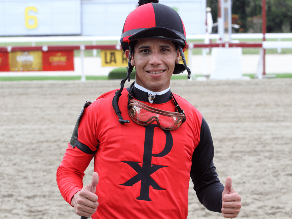 Jhonathan Aray lidera el meeting