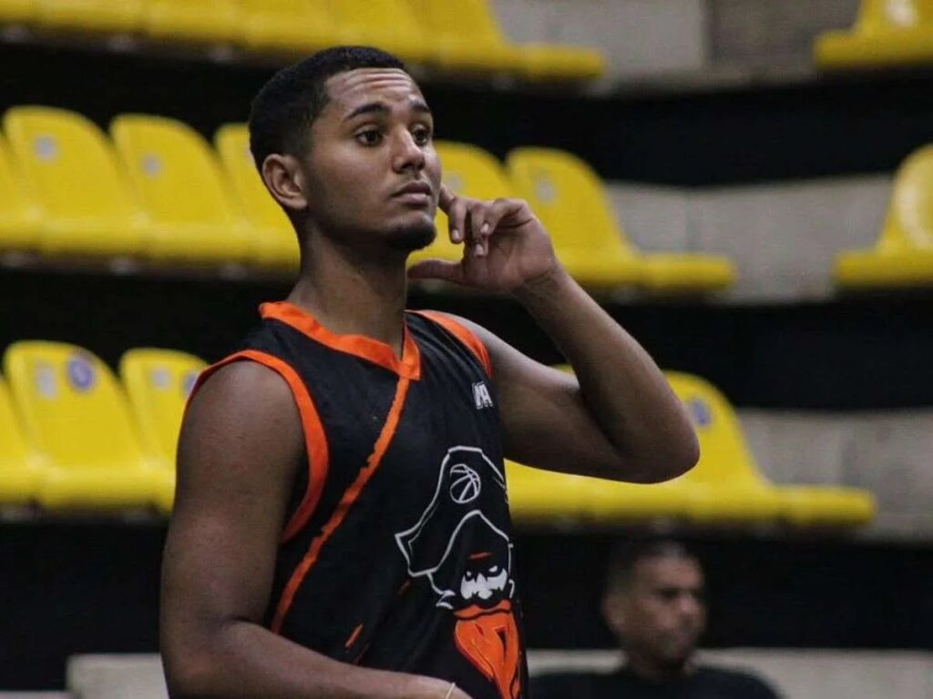Piratas logró remontada ante Panteras