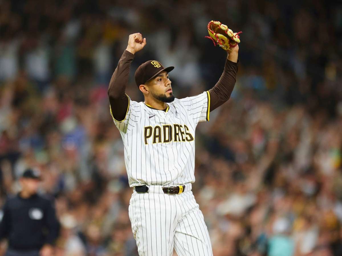 Robert Suárez aseguró regreso al triunfo de los Padres