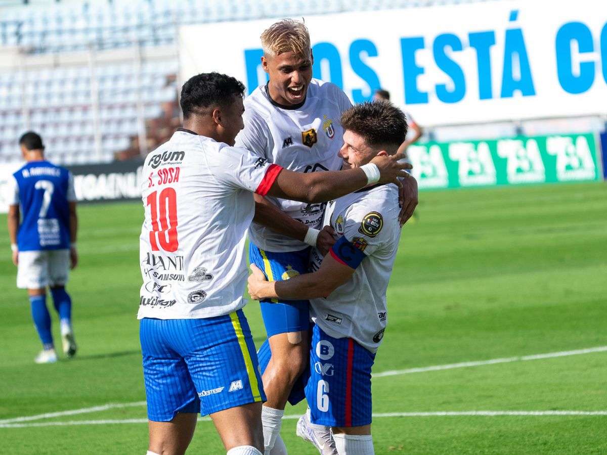 UCV FC vence a Rayo Zuliano y toma el liderato