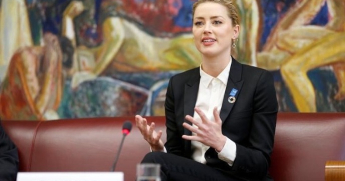 Amber Heard es madre de mellizos; ¿sin un padre?