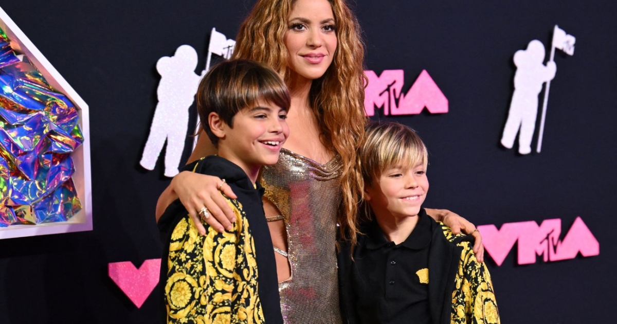 Hijos de SHAKIRA debutan como cantantes: VIDEO