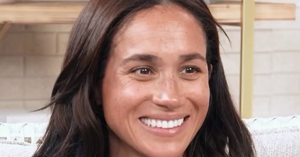 MEGHAN MARKLE habla de su familia y relación con Harry
