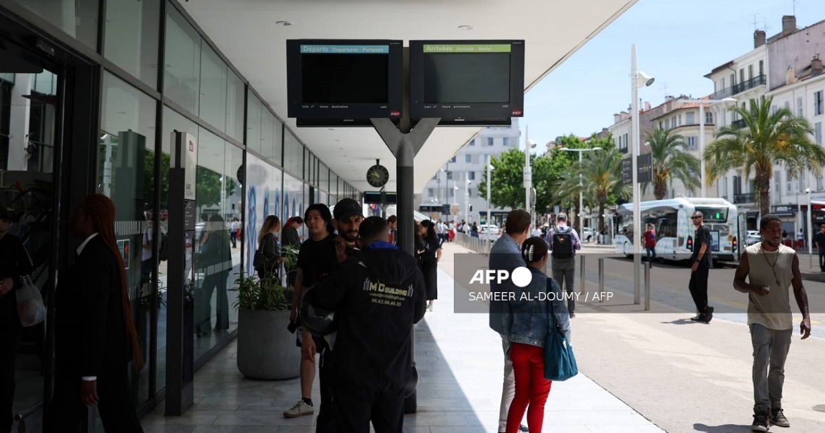 Vuelve la luz a Cannes tras apagón en cierre del Festival