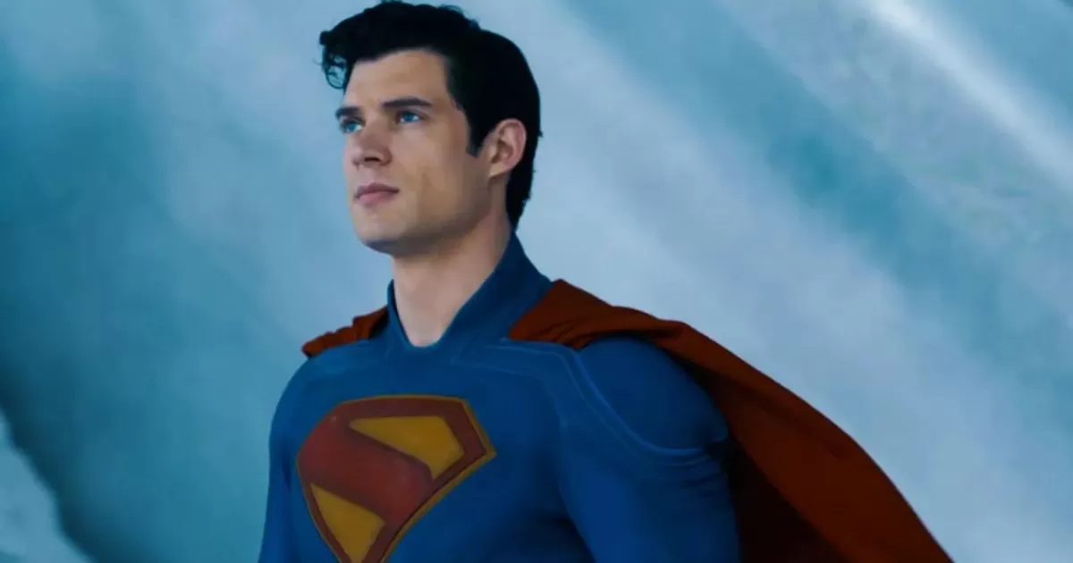 SUPERMAN RECAUDA 217 millones en su ESTRENO a nivel mundial