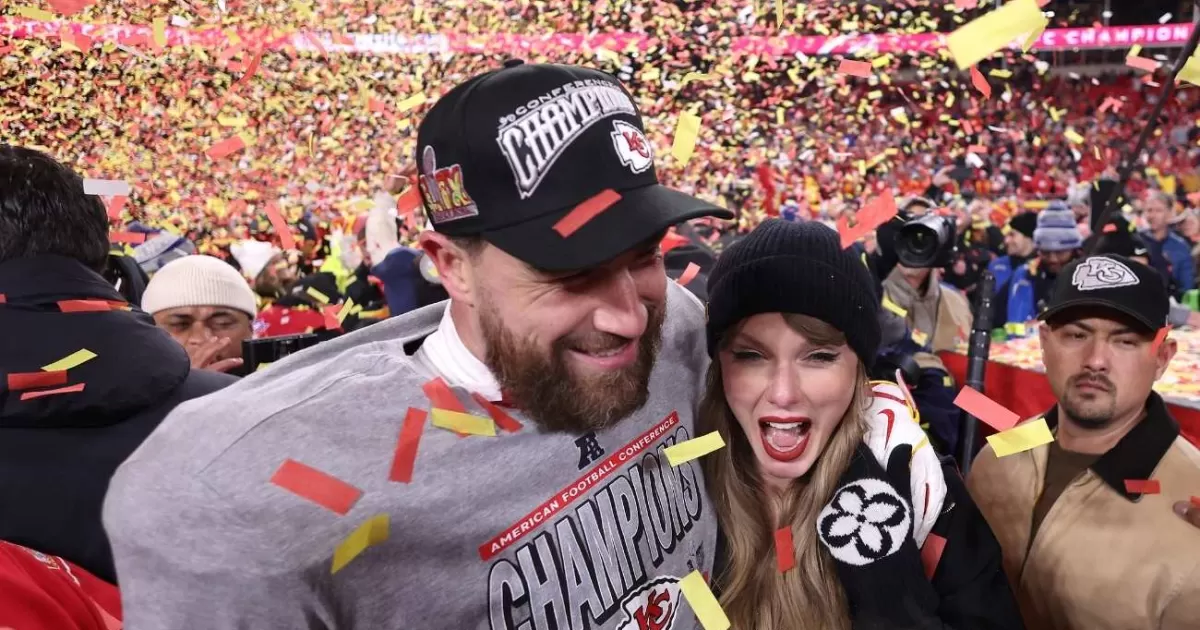 [FOTOS] Taylor Swift se comprometió con Travis Kelce