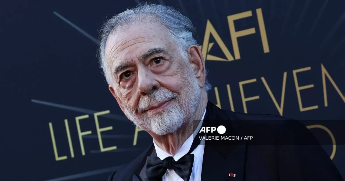 FRANCIS FORD COPPOLA, hospitalizado por afección cardíaca