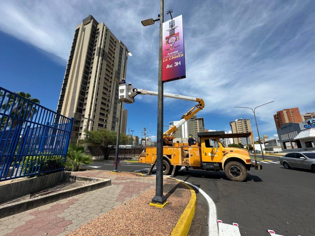 Alcaldía de Maracaibo colocó luminarias en 4 kilómetros de alumbrado público