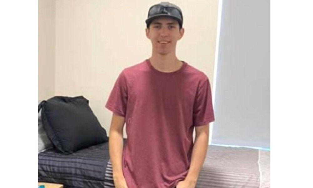 Familiar entrega a Tyler Robinson, supuesto asesino de Charlie Kirk