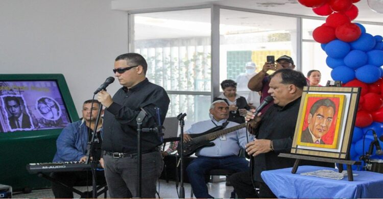 La Alcaldía de Maracaibo rinde un emotivo homenaje a Felipe Pirela en su 85° aniversario