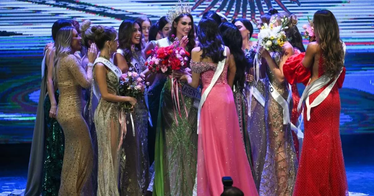 Aspirante a MISS UNIVERSO 2025 deja el certamen y causa sorpresa mundial