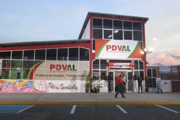 Gobierno anuncia la rehabilitación del 100% de comercios PDVAL y Mercal para 2026