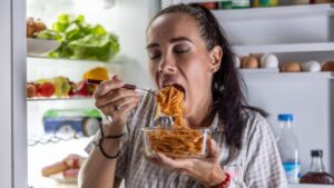 Qué colores despiertan el hambre y aumentan las ganas de comer, según la ciencia