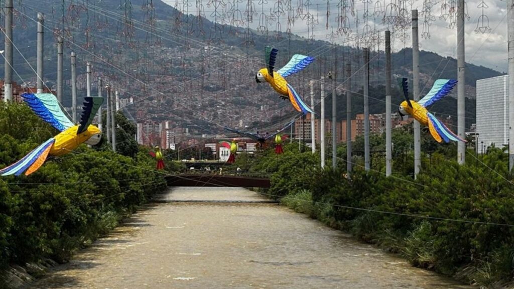 Fecha del encendido de los alumbrados navideños en Medellín 2025