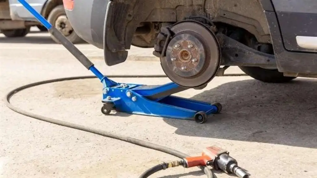 Hombre de 70 años muere aplastado por un vehículo en Maracay