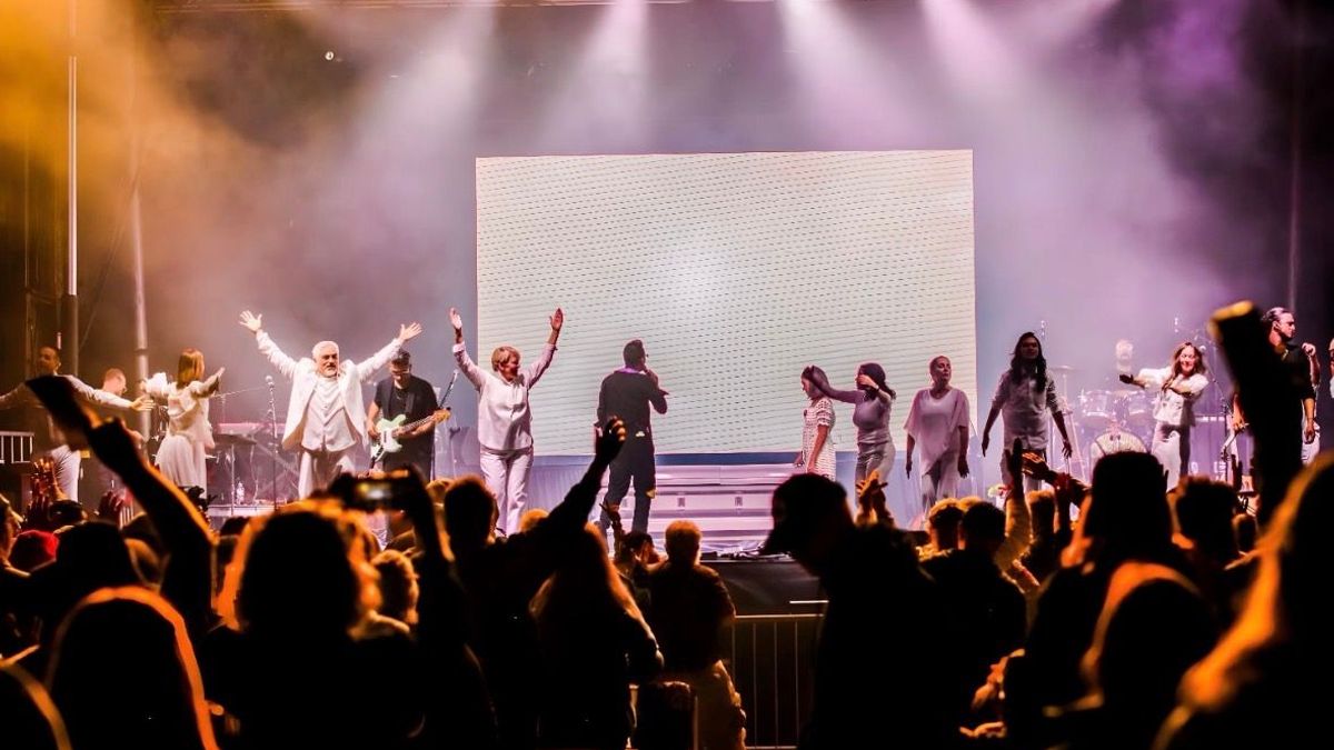 el homenaje teatral y musical a The Beatles que llega por primera vez a Bogotá