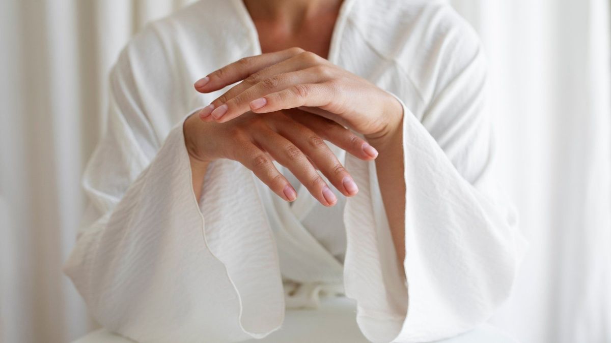 ¿Cómo rejuvenecer el aspecto de las manos y qué hacer si se ven muy ‘huesudas’?