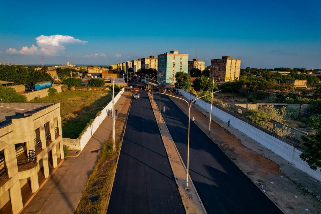 Inician asfaltado en Ciudad del Sol con 4.000 toneladas de inversión integral