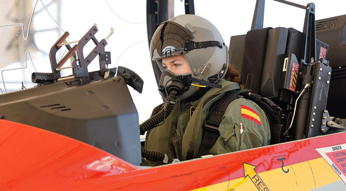 Princesa Leonor vuela sola: Hito histórico en la Academia del Aire