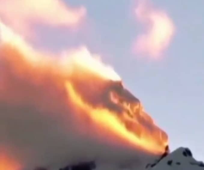 Video: Espectáculo natural en China: El mágico «Resplandor Alpino»