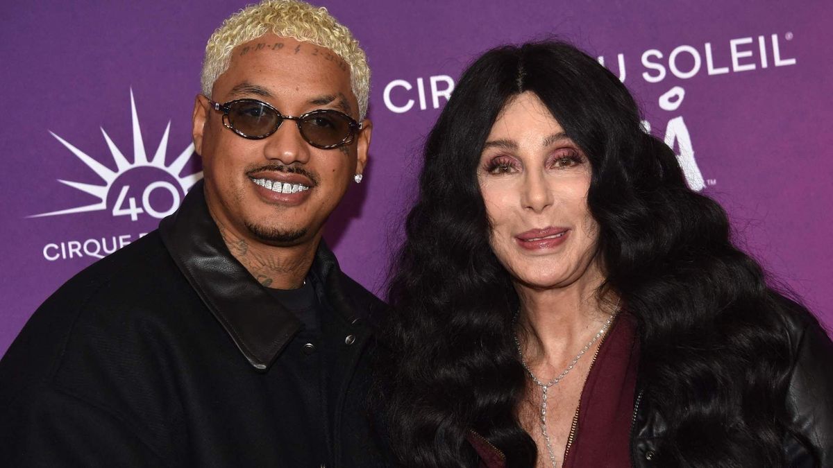 ¿Quién es Alexander Edwards, el novio 40 años menor de Cher con quien estaría a punto de casarse?