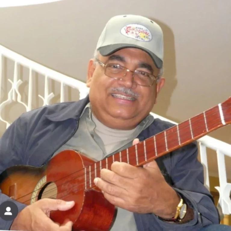 Adiós a Renato Aguirre González el gran Poeta Diamantino del Zulia