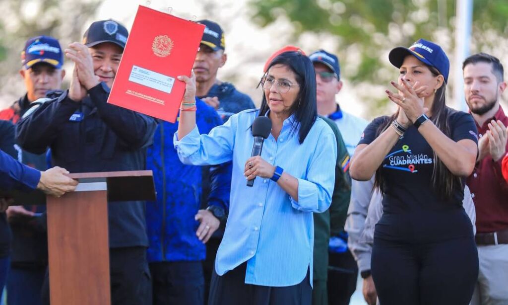 Delcy Rodríguez apela a la “madurez política” tras el avance legislativo de la Ley de Amnistía