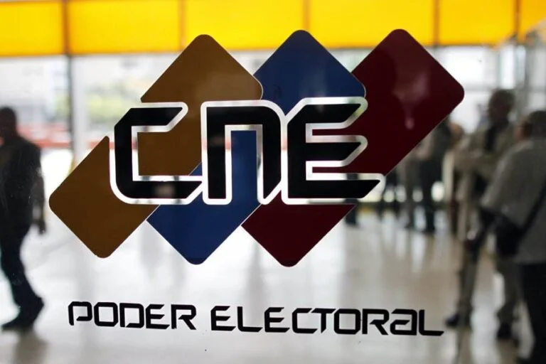 El CNE frena el registro de nuevos partidos políticos en Venezuela
