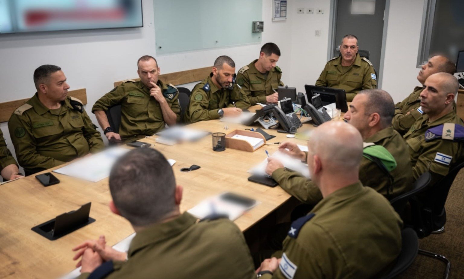 Israel intensifica ofensiva en Líbano y confirma la baja de 70 operativos de Hizbulá