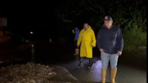 Desbordamiento del río Montalbán afecta zonas críticas tras fuertes lluvias en Mérida